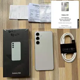 Samsung S24 8/256 fullset baru 2 minggu