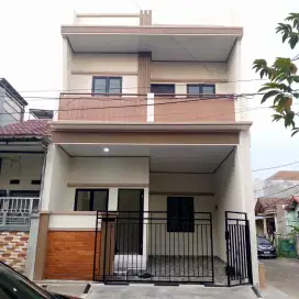 Rumah taman harapan baru siap huni lokasi strategis