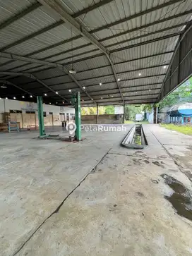 DiJual Tanah Dan Bangunan di Jalan SM Raja