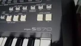 Yamaha psr 2100