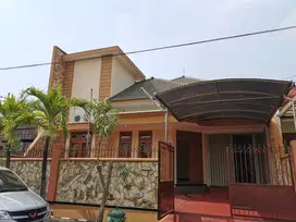Disewakan rumah 2lt semi furnished 5KT Prapen Indah , Surabaya Selatan
