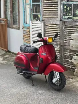 Vespa klasik PS 1980