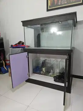 Jual dan pembuatan aquarium makassar