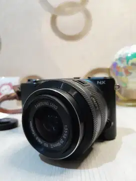 MIRRORLESS SAMSUNG NX 2000 WIFI MULUS BERGARANSI