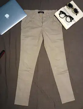 Celana Chino Wanita