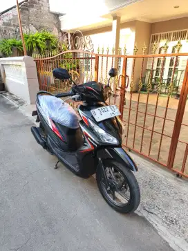 Bissmillah dijual motor Honda Vario Agnes 110cc 2014 istimewa
