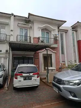Dijual Murah Rumah Cluster Crystal  Gading Serpong, Luas : 9x16 m