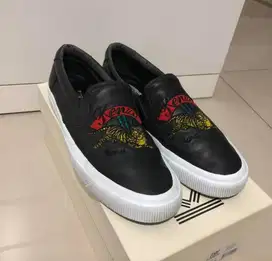 Sepatu Kenzo Pria Original Used K Skate Sneakers Slip On Man Size 42
