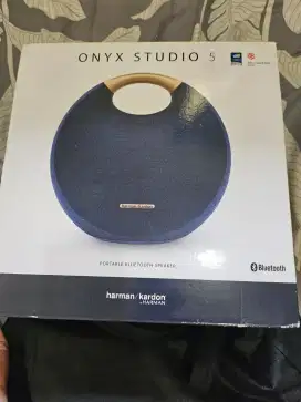 Harman kardon onyx studio 5