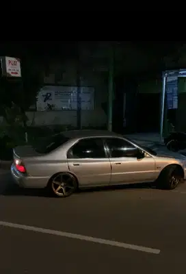 Honda Accord 1997 Bensin