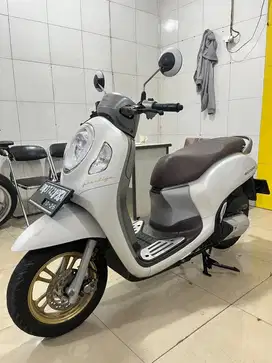 SCOOPY PRESTIGE 2021 GRESS LOW KM 16rb MINUS PJK OFF 2x FULL BODY ORI