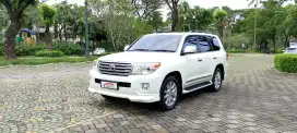 TOYOTA LANDCRUISER V8 2012