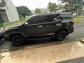 Toyota fortuner GR 2.8 tahun 2023