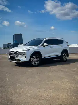 Hyundai Santa Fe 2023 Diesel / Signature / Panoramic Roof / Low KM