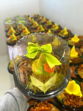 Tumpeng mini tumini nasi kuning enak