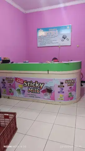 Meja layout untuk jualan