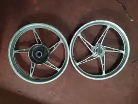 Velg Yamaha jupiter mx