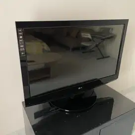 LG TV LCD 42 Inch Full HD. Minus Layar. Remote Original Ada