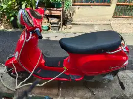 Vespa Lx150 Merah