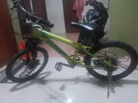 Sepeda Polygon gunung ban 20