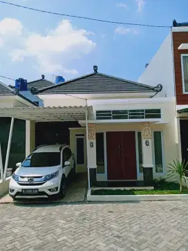 Rumah disewakan per tahun
