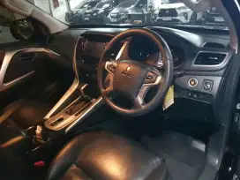 Pajero sport Dakar 2018 Black piano