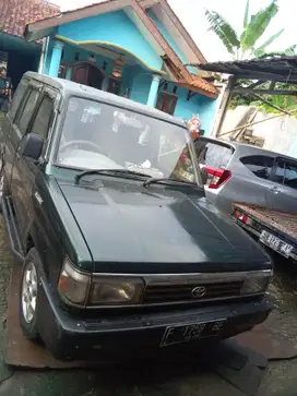 Toyota Kijang 1993 Bensin