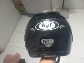 Dijual Helm KYT Galaxy ukuran L