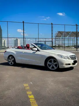 Mercedes Benz E250 Cabriolet 2010 / Full Spec / Low KM