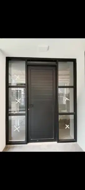 Kusen aluminium pintu aluminium partisi aluminium kaca