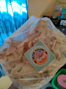Peyek khas pemalang