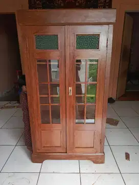 Jasa reparasi lemari jati