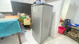 Kulkas / Lemari Es Aqua 1 Pintu
