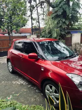 SUZUKI SWIFT MERAH 2012 | MANUAL | ISTIMEWA | EKS-DOKTER | KM RENDAH