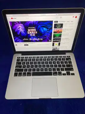 Macbook pro retina ram 8gb ex ibox no minus
99% mulus seperti baru