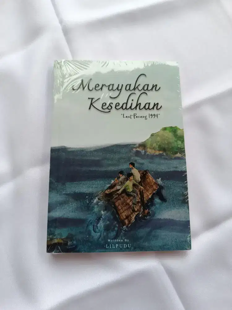 Novel Merayakan Kesedihan - Lilpudu