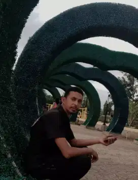 Menbutuhkan pekerjaan