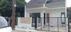 dijual rumah dukuh zamrud kota legenda mustikajaya bekasi timur