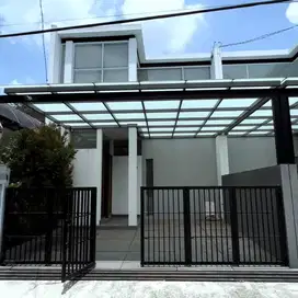 Rumah Baru Furnished Siap Huni Tengah Kota Bandung di Kembar