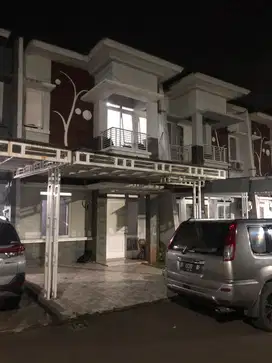 Rumah Disewakan di Pamulang Permai 2