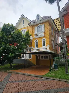 Dijual Rumah Siap Huni, At Omaha Village Gading Serpong