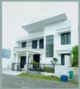 Disewakan Rumah di Graha Candi Golf, Jangli - Semarang
