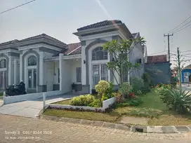 Rumah hook 135 m2 siap huni di Panorama Bali Residence