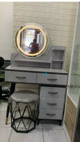 Sale Meja Rias Model Minimalis Terbaru