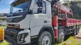 Volvo Foco truck FM X 440 8X4 R (Boom/Crane truck)