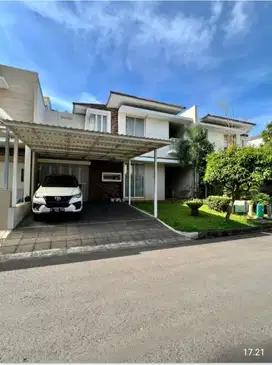 DIJUAL RUMAH MEWAH SEMI FURNISHED DI PURI BOTANICAL RESIDENCE, JAKBAR