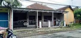 Rumah Poros Aspal Sumbersuko Tajinan Malang