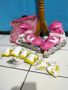 Preloved sepatu roda anak
