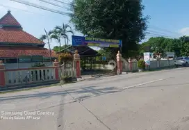 Lahan Luas 6000 Meter Bekas Sekolah Lokasi Sukoharjo Jawa Tengah