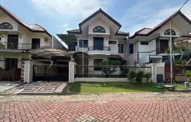 Rumah Vila Bukit Mas Mediteran